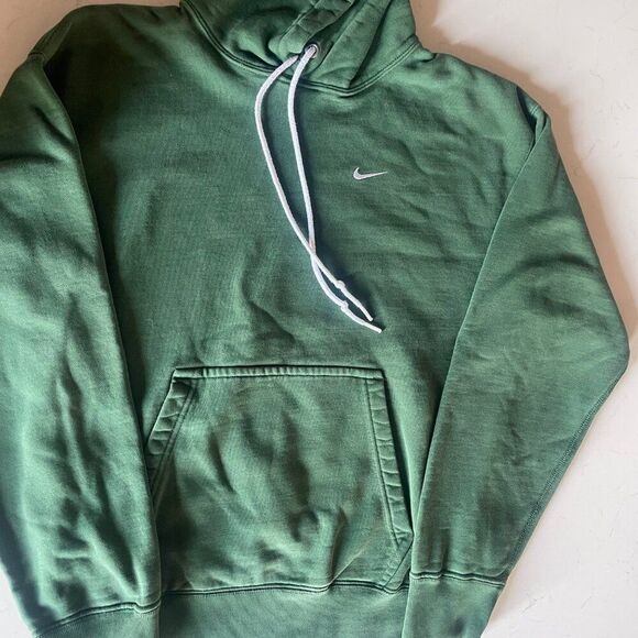 Nike Solo Swoosh Fleece Pullover Hoodie in Forest Green XS - Picture 6 of 6